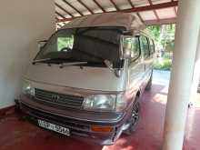 Toyota Dolphin 1999 Van