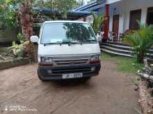 Toyota Dolphin 1999 Van