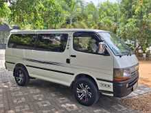 Toyota Dolphin 1999 Van