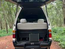 Toyota Dolphin 1999 Van