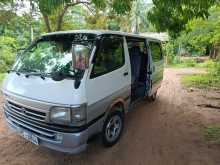 Toyota Dolphin 2000 Van