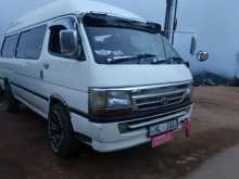Toyota Dolphin 2000 Van