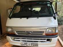 Toyota Dolphin 2001 Van