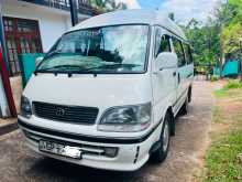 Toyota Dolphin 2002 Van