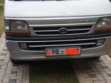 Toyota Dolphin 178 2002 Van