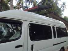 Toyota Dolphin 2003 Van