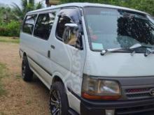 Toyota Dolphin 2003 Van