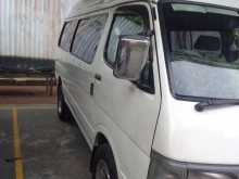 Toyota Dolphin 2003 Van