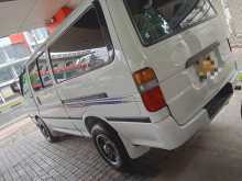 Toyota Dolphin 2003 Van