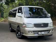Toyota Dolphin 2004 Van