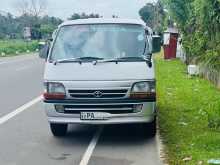 Toyota Dolphin 2005 Van