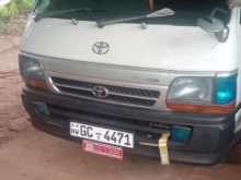 Toyota Dolphin 2005 Van