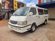 Toyota Dolphin 2006 Van