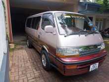 Toyota Dolphin 1990 Van