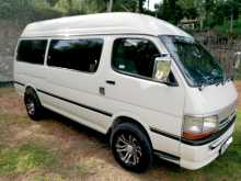 Toyota Dolphin 1998 Van
