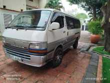 Toyota Dolphin 1995 Van