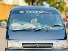 Toyota Dolphin 1992 Van