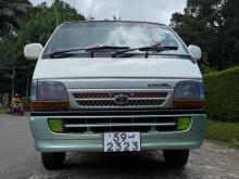 Toyota Dolphin 1996 Van