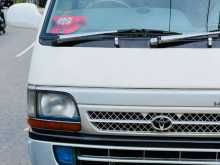 Toyota Dolphin 1998 Van