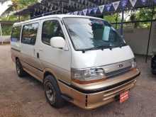 Toyota DOLPHIN 1990 Van