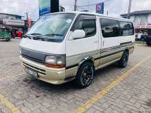 Toyota Dolphin 113 1990 Van