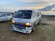 Toyota Dolphin 1994 Van