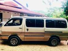 Toyota Dolphin 1992 Van