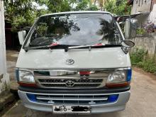 Toyota Dolphin 1991 Van