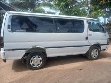 Toyota Dolphin 2001 Van