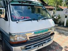 Toyota Dolphin 1993 Van