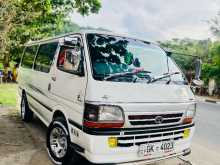 https://riyasewana.com/uploads/toyota-dolphin-26442394223.jpg