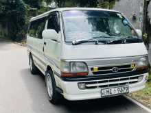 Toyota Dolphin 1998 Van
