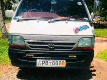 Toyota Dolphin 2010 Van