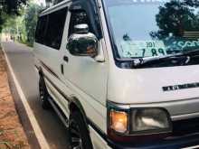 Toyota Dolphin 1993 Van