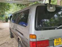 Toyota Dolphin 2002 Van