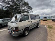 Toyota Dolphin 1993 Van