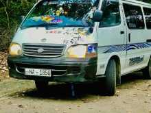 Toyota Dolphin 2006 Van