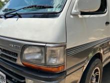 Toyota Dolphin 1990 Van