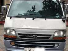 Toyota Dolphin 1996 Van