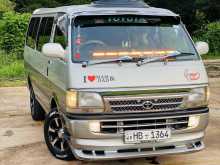 Toyota Dolphin 1998 Van