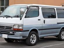 Toyota Dolphin 2000 Van