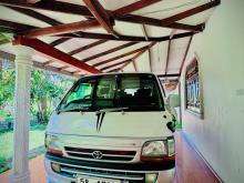 Toyota Dolphin 1994 Van