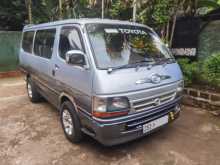 Toyota Dolphin 1994 Van