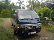 Toyota Dolphin 2002 Van