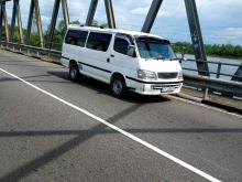 Toyota Dolphin 2000 Van