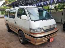 Toyota DOLPHIN 1990 Van