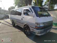 Toyota Dolphin 1995 Van