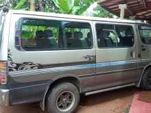 Toyota Dolphin 1993 Van