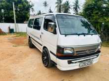 Toyota Dolphin GL 113 1994 Van