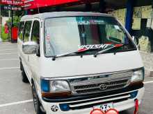 Toyota Dolphin Hiace 1992 Van
